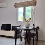 Apartment Bougainvillea Views - μπουκαμβίλια θέα *