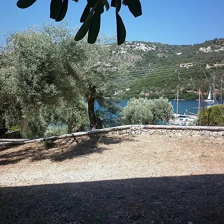 Daire Bougainvillea Views - μπουκαμβίλια θέα *
