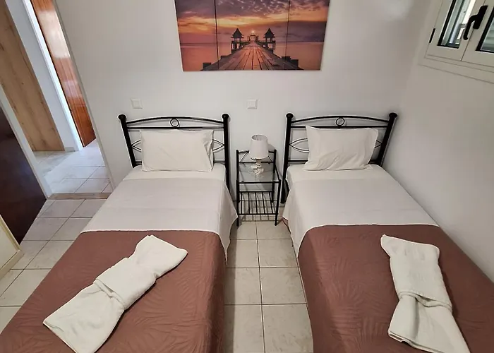 Bougainvillea Views - μπουκαμβίλια θέα